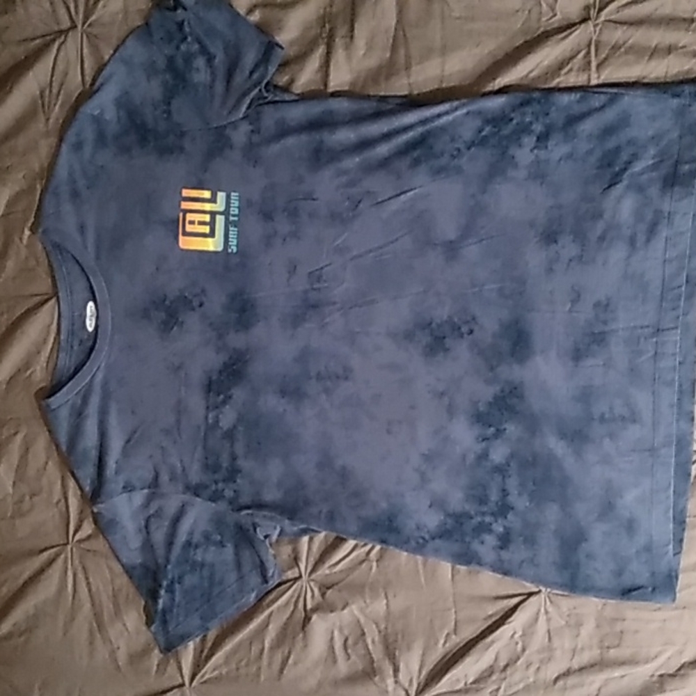 Shirts :) - Picture 7 of 9